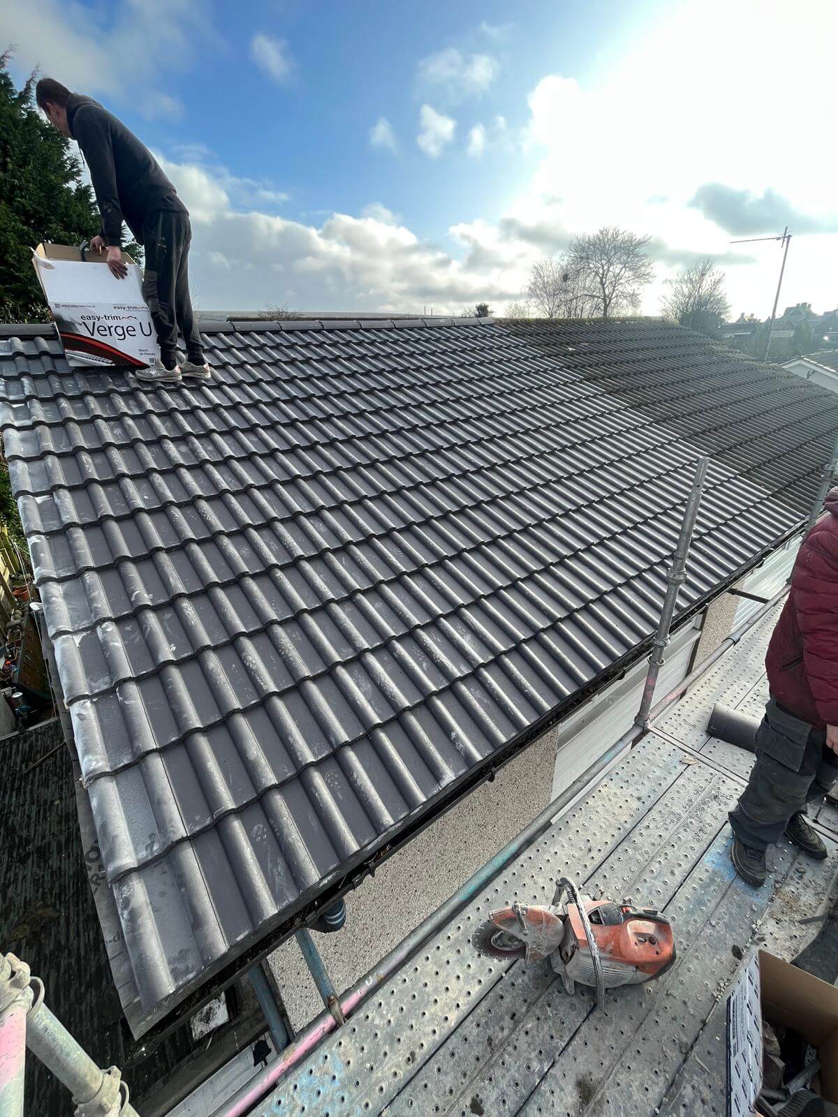 roofers that offer warranty near me
